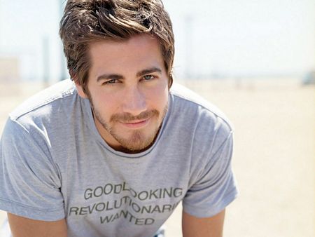 Wallpaper Images Pictures on Photos Of Jake Gyllenhaal  Hollywood Photos   Wallpapers