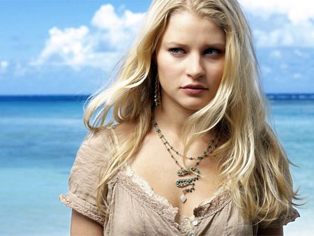 Emilie De Ravin